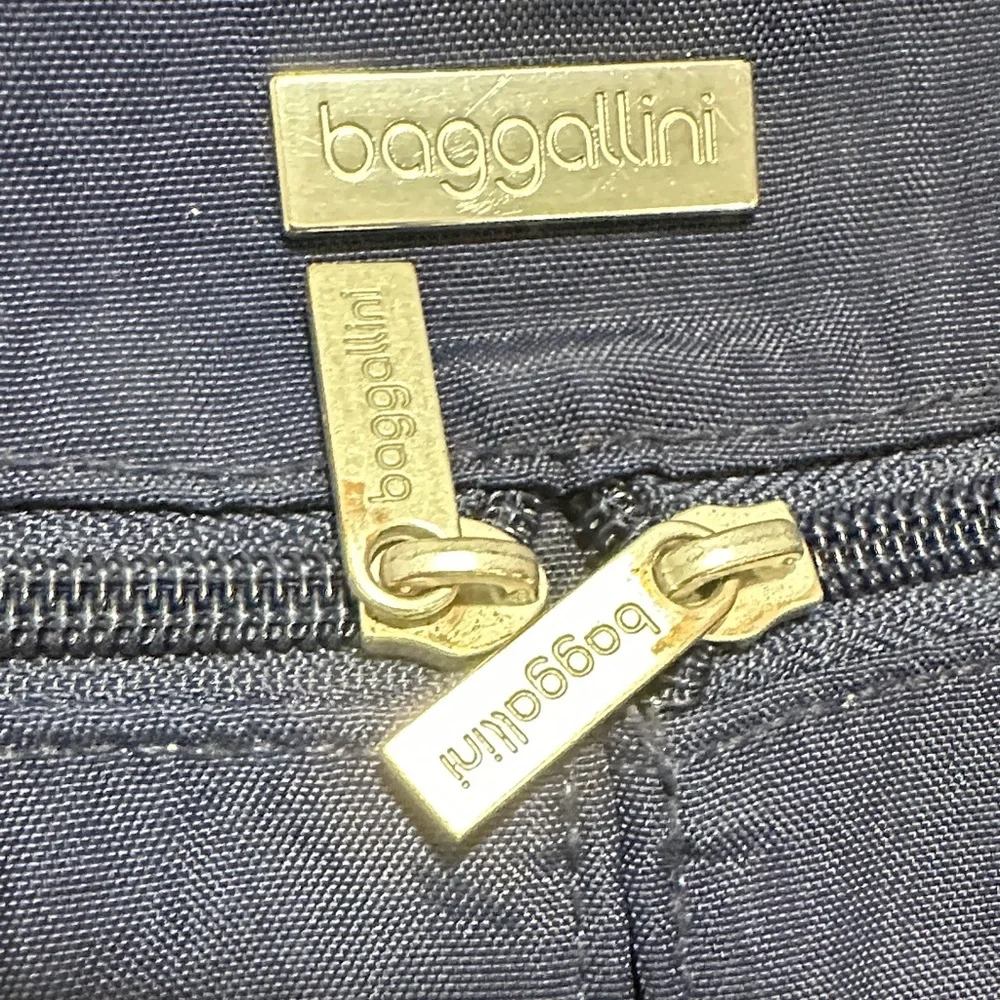 Baggallini Classic Blue Shoulder Bag